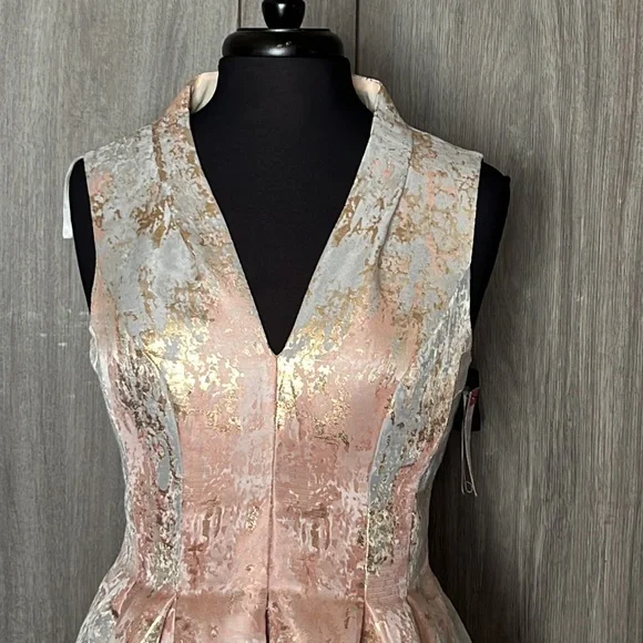 Vince Camuto fit & Flare Dress 👗 - Picture 5 of 16